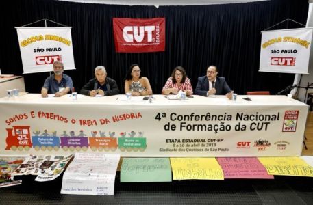 Sindicalistas da CUT discutem futuro com automação e luta por direitos